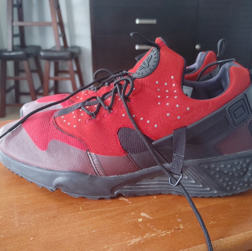 Size 14 Hurarache Utilities